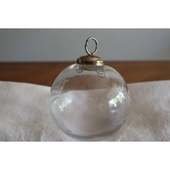 Vintage Large Clear Etched Glass Star Christmas Ornament Kugel Style 4" Dia. - Picture 4 of 10